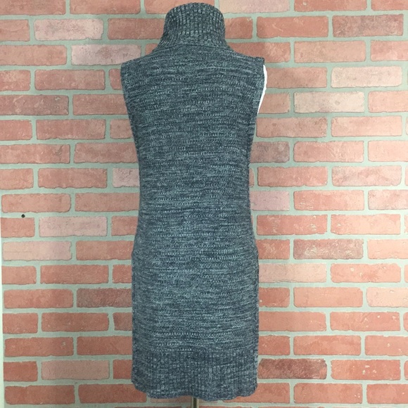 Banana Republic High Low Turtleneck Sweater - Picture 5 of 5